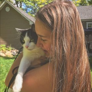 Meet your Posher, Allie